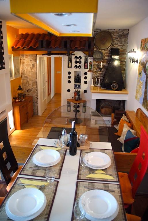 Guesthouse 7Even موستار المظهر الخارجي الصورة