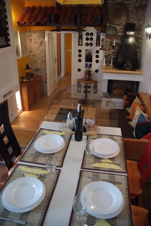 Guesthouse 7Even موستار المظهر الخارجي الصورة
